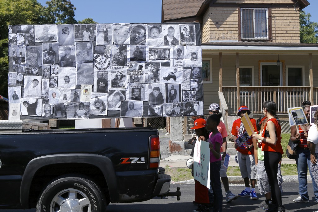 Cuse Cares March. Michael Davis Photo | Syracuse New Times