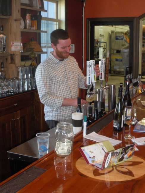Apple country spirits tasting room 1